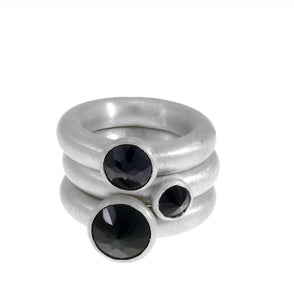 Set Of 3 Bagel Rings With Onyx